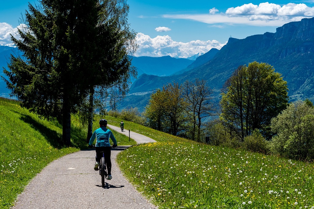 Discover the Best Scenic Cycling Routes for Unforgettable Adventures